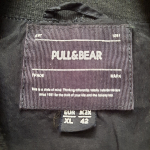 Pull&Bear Lightweight Jacket - Picture 4 of 12